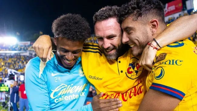 ¡Un jugadors más! Miguel Layún festejó con todo el pase a la Final del América