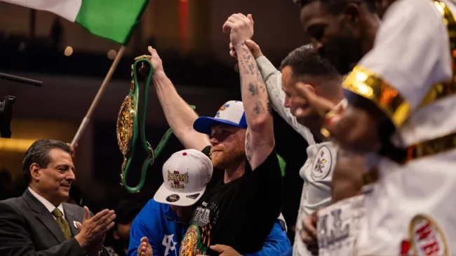 Eddie Hearn asegura que Canelo Álvarez se tiene que retirar