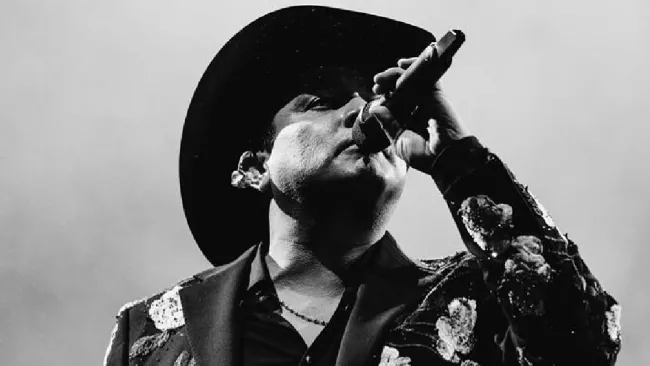 Cancelan concierto de Julión Álvarez ¿Otra vez tiene problemas con las autoridades de Estados Unidos? 