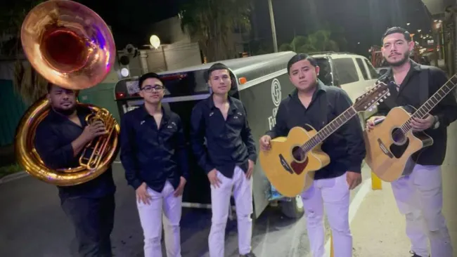 La banda de norteño desapareció luego de tocar en una fiesta privada.