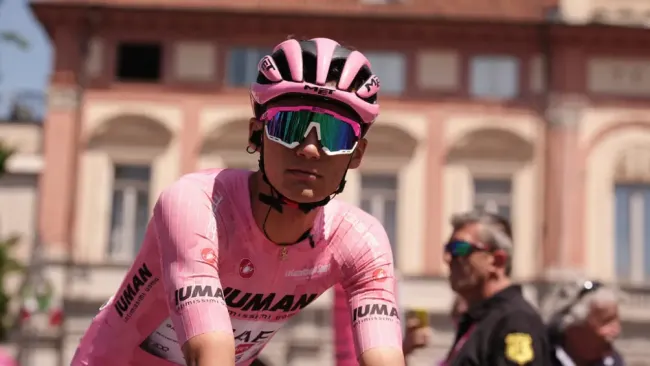 ¿Cuándo y dónde ver a Isaac del Toro en el Giro de Italia este domingo 1 de junio?