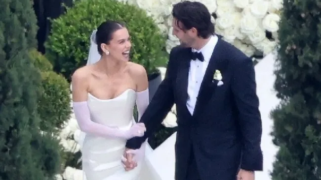 Josh Allen y Hailee Steinfeld se casaron en una íntima ceremonia