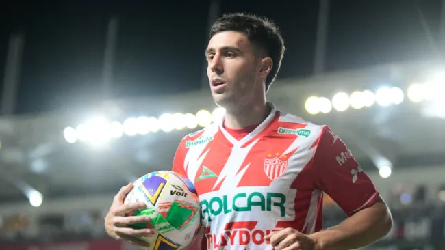 Cruz Azul acelera negociaciones por José Paradela