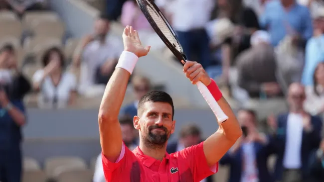  Novak Djokovic logra su victoria número 100 en Roland Garros al superar a Cam Norrie 