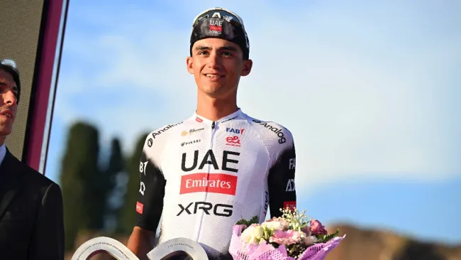 ¡Vuelve Isaac del Toro! El joven piloto competirá en la Vuelta de España