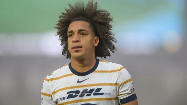 Adalberto Carrasquilla, jugador de Pumas, baja de Panamá para la Copa Oro