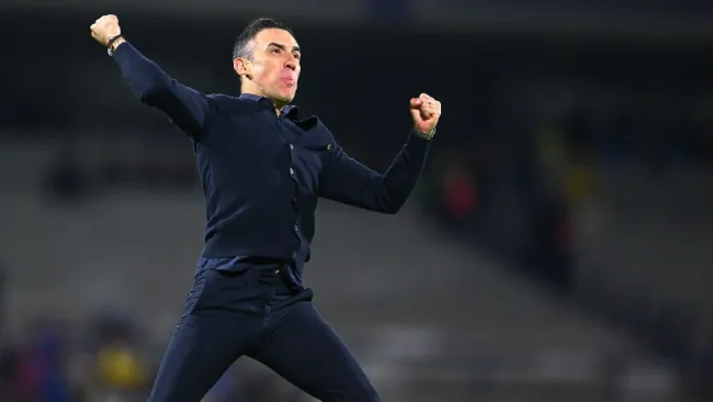 Técnicos campeones que dejaron su equipo: Vicente Sánchez se suma a la lista