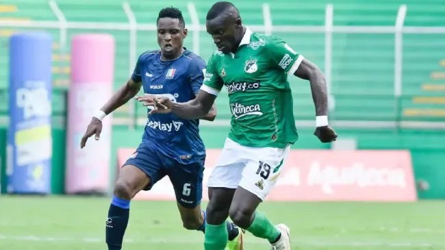 ¿Refuerzo internacional? Pumas tiene en la mira a Kevin Viveros, futbolista colombiano