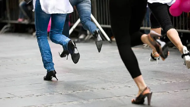 Carrera en Tacones 2025: Fecha, ruta y requisitos para inscribirte 