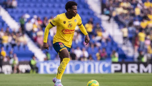 ¿Javairo Dilrosun jugará con Surinam?