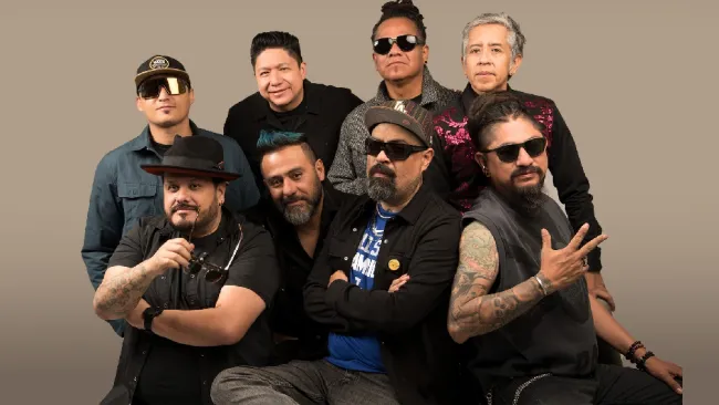 La banda tuvo que posponer varias presentaciones por el problema de su vocalista.