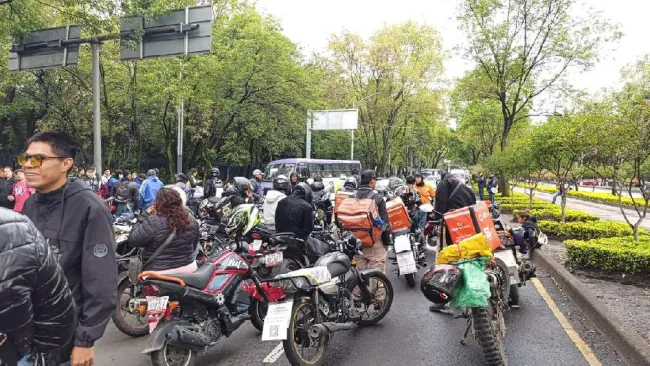 ¿Por qué hay manifestación de repartidores por aplicación en CDMX?