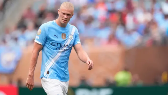 Manchester City recibe multa por retrasar reinicios de partidos en Premier League