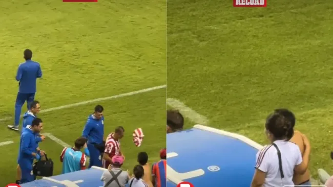 Chicharito ignoró al aficionado al salir de cambio