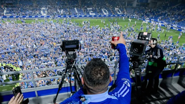 LaLiga denuncia invasión al campo tras ascenso de Real Oviedo