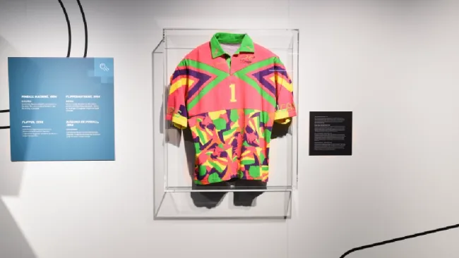 Jorge Campos es homenajeado por FIFA 