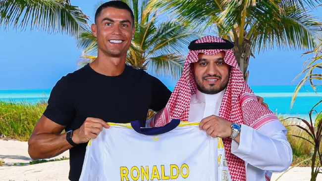 CR7 tras firmar su contrato