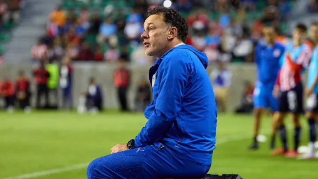 Gabriel Milito no estará en la banca ante Santos