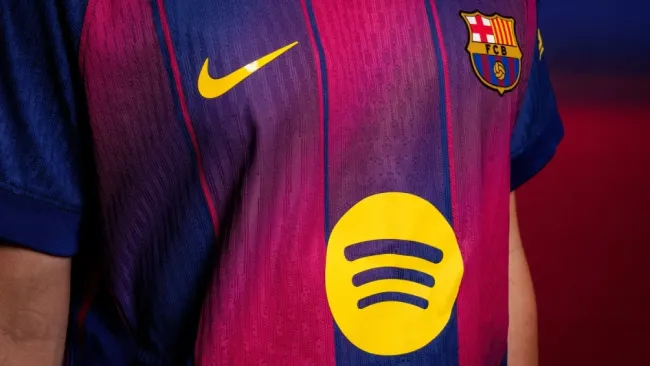 Barcelona reinventa su camiseta para 2025/26 