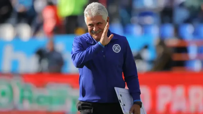 Tuca Ferreti como entrenador de Cruz Azul