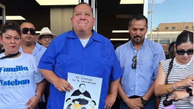 El magisterio del estado lo estuvo apoyando en todo su proceso judicial.