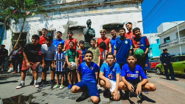Jugadores de Cruz Azul y Newell's 