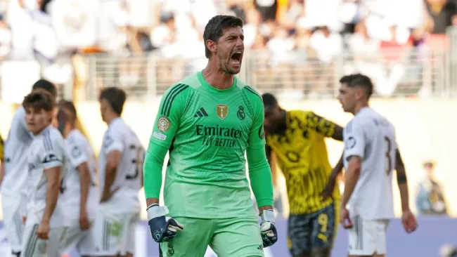 Courtois en ante el Dortmund