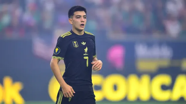 Gilberto Mora, el futbolista más joven en jugar una Final internacional de Selecciones