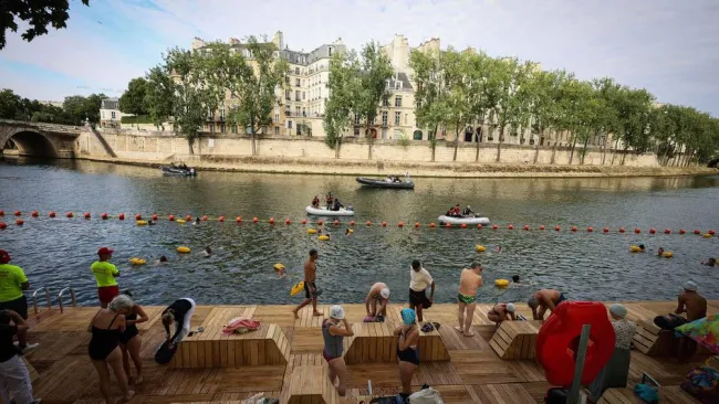 París reabre el Río Sena más de 100 años después 