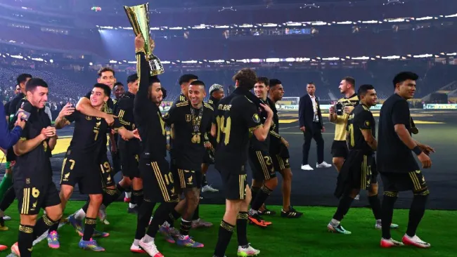 La Selección Mexicana celebra tras ganar la Copa Oro 2025