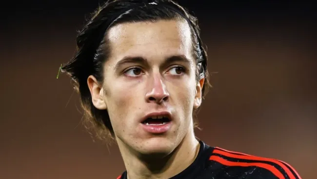 Álvaro Carreras se acerca a Real Madrid; ya hay acuerdo verbal con Benfica