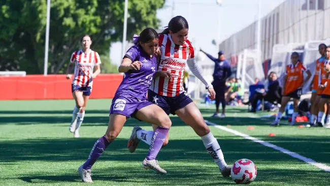 ¡Hay tiro! Chivas Femenil y Mazatlán se pelean por jersey 
