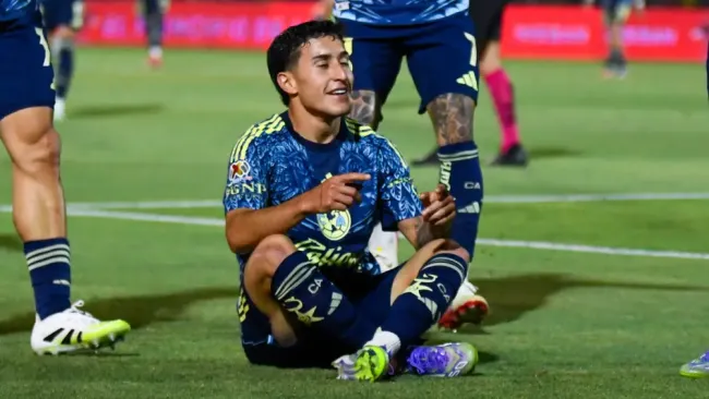 Alejandro Zendejas rinde homenaje a Diogo Jota en el Bravos vs América; redes lo revientan