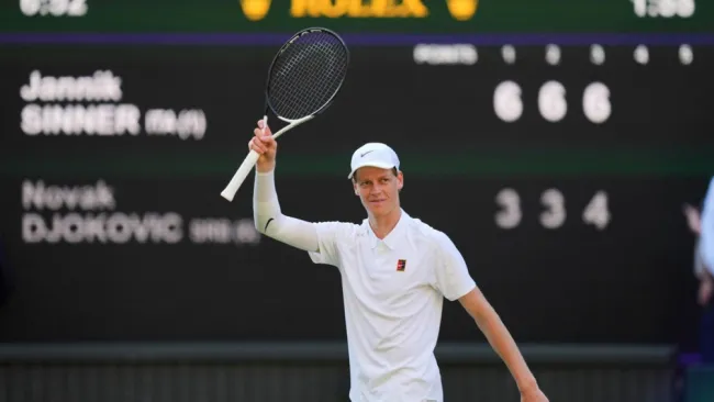 Jannik Sinner domina a Djokovic en tres sets y avanza a Final de Wimbledon