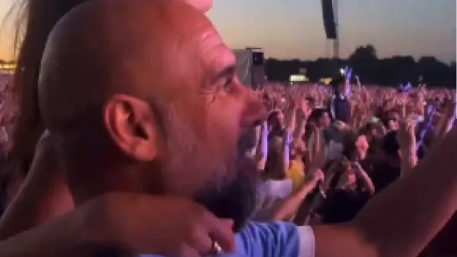 Guardiola acapara reflectores durante concierto de Oasis
