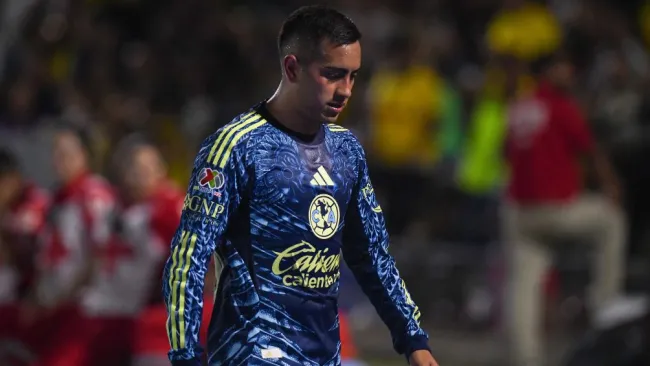 Erick Sánchez dejó al América con uno menos