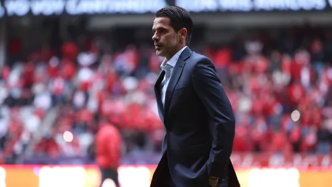Fernando Gago en el estadio de Toluca