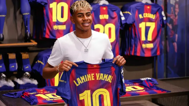 ¡El heredero de Messi! Barcelona hace oficial que Lamine Yamal utilizará el número '10'
