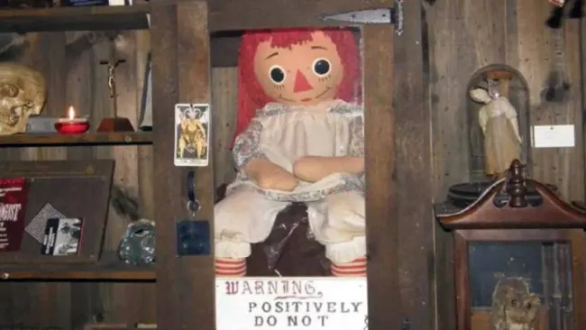 ¿Quién es Annabelle, la muñeca poseída más temida del mundo?