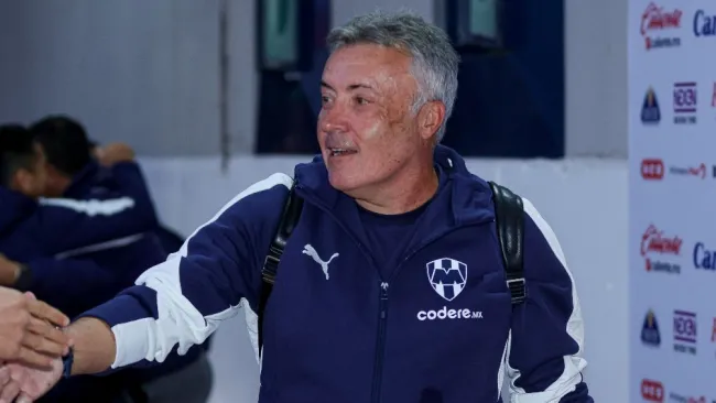 Torrent regresa a San Luis y se emociona: 'Fui muy feliz aquí, quizá no lo supe en ese momento'