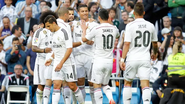 De compañeros en el Real Madrid a rivales en la Liga MX: el reencuentro de James, Ramos, Chicharito y Navas