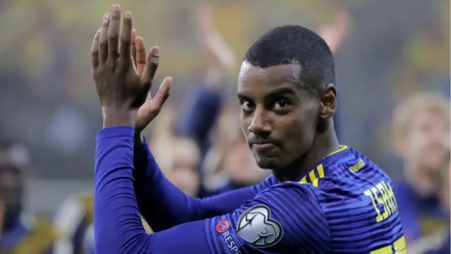 Isak apunta a dejar al Newcastle 