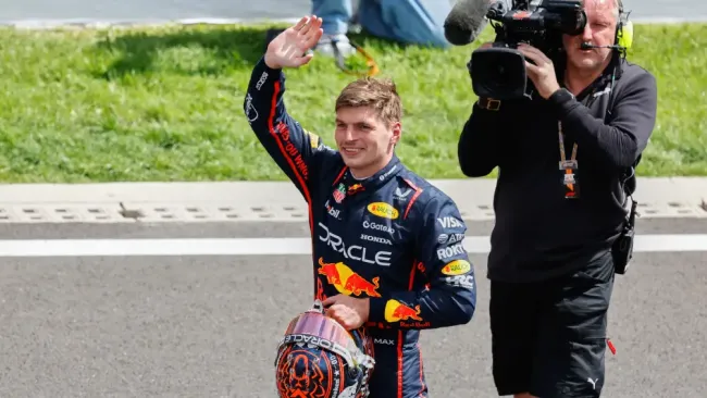 Max Verstappen supera a Oscar Piastri y gana la Sprint del Gran Premio de Bélgica