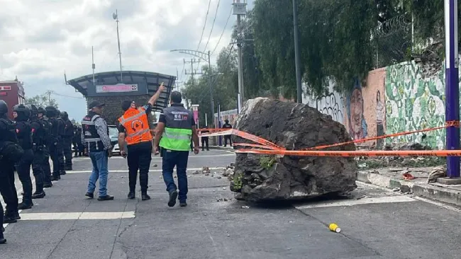 Muere adulto mayor tras caída de roca de dos toneladas en el Cerro del Tepeyac