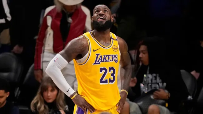 LeBron estaría viviendo su última temporada como jugador de los Lakers