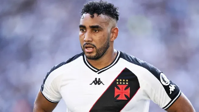 Dimitri Payet procesado por violencia psicológica contra una abogada brasileña