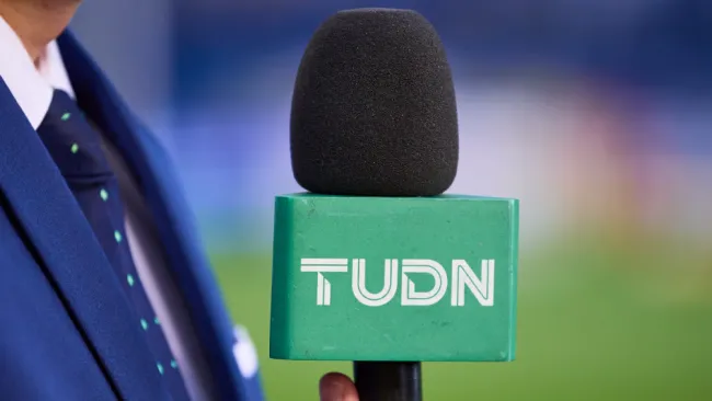 Apple TV sigue fichando talento y ‘roba’ otra figura de TUDN: