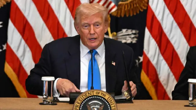 Trump da 90 días más a México para negociar el tema de los aranceles 