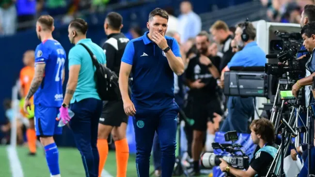 La directiva toma la decisión respecto a Larcamón tras la goleada de 7-0