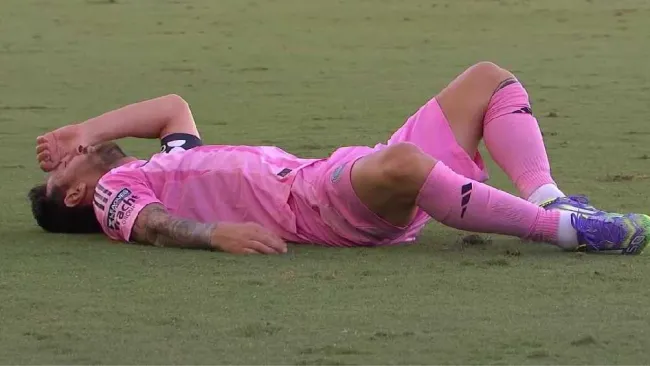 Messi, lesionado ante Necaxa